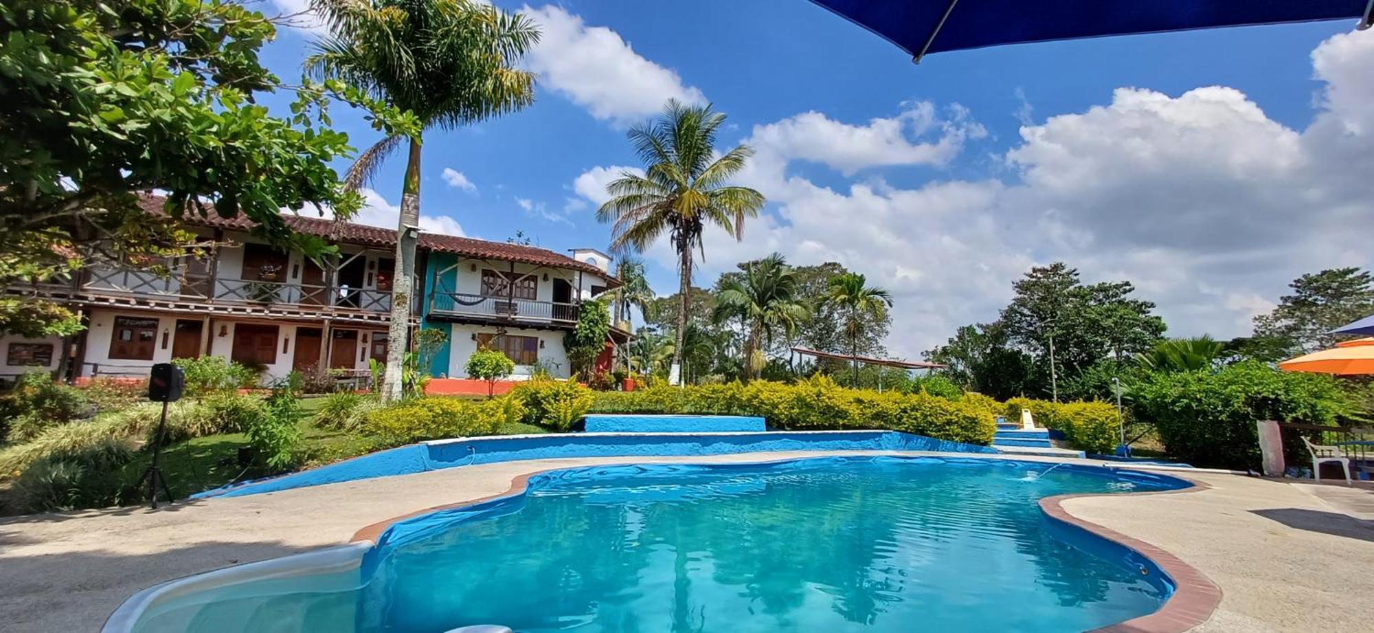 Finca Hotel Palmas Frente A Panaca Quimbaya Exterior foto